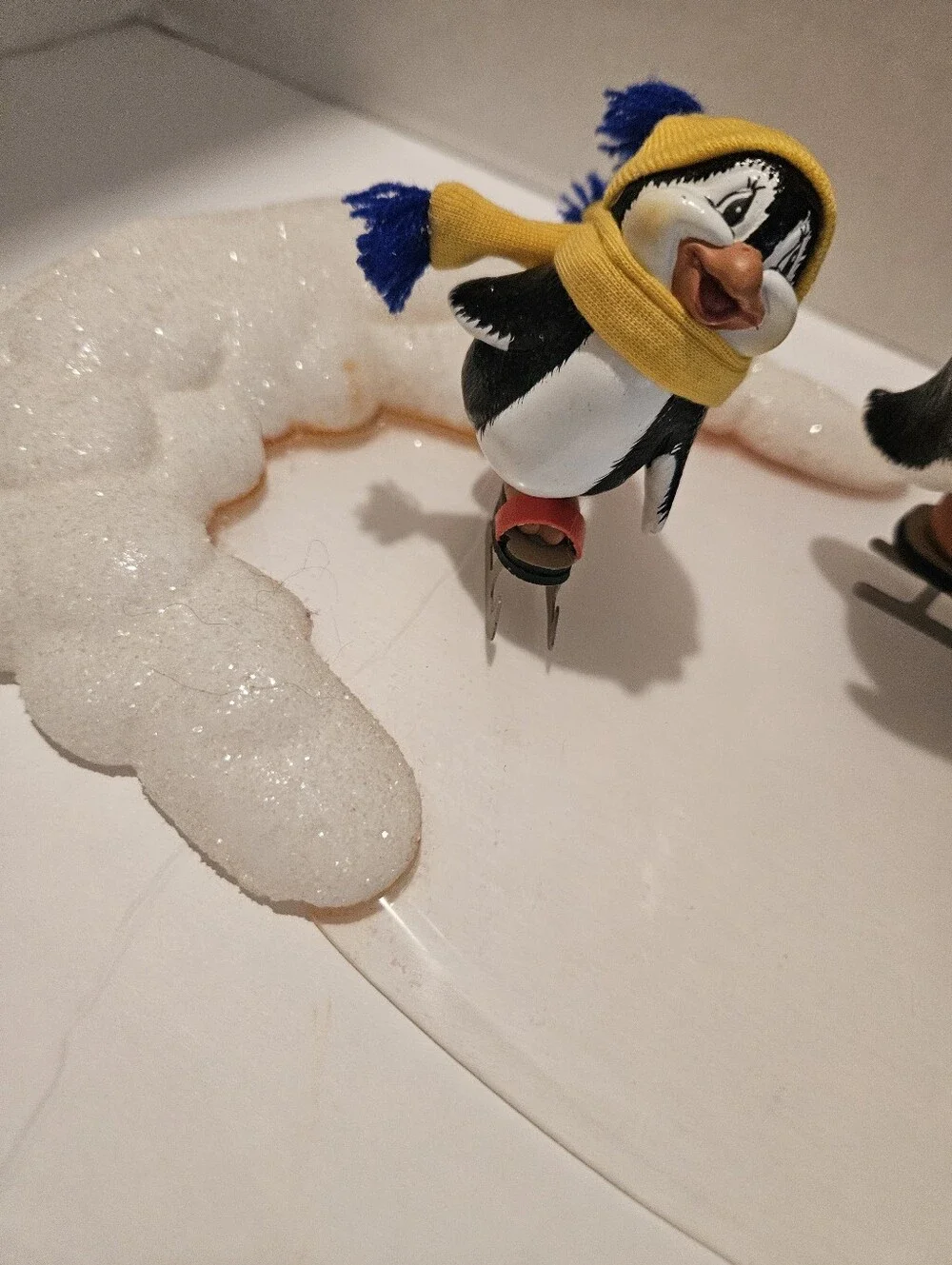 Ashton Drake Snowbabies Follow The Leader